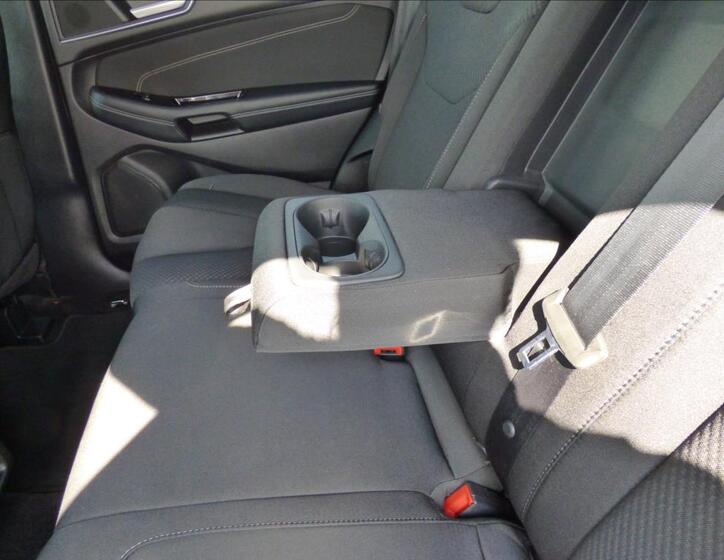 Ford Edge 47