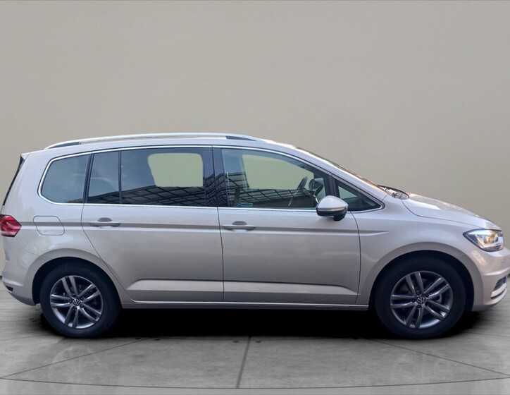 Volkswagen Touran 6