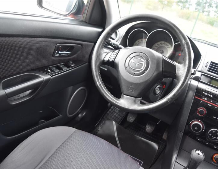 Mazda 3 30