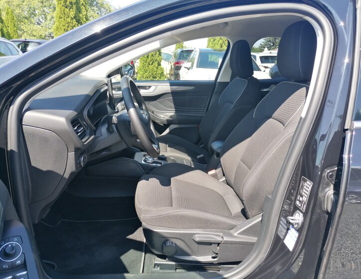 Ford Focus 10