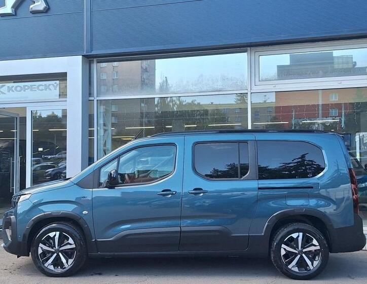 Peugeot Rifter 3