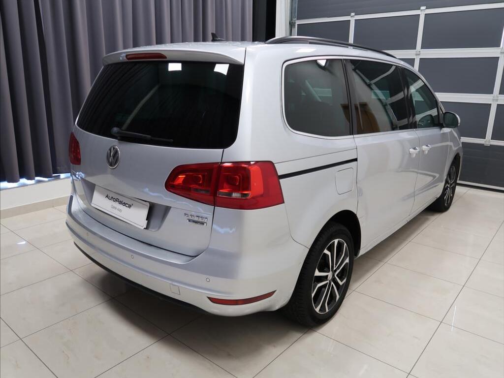 Volkswagen Sharan 4