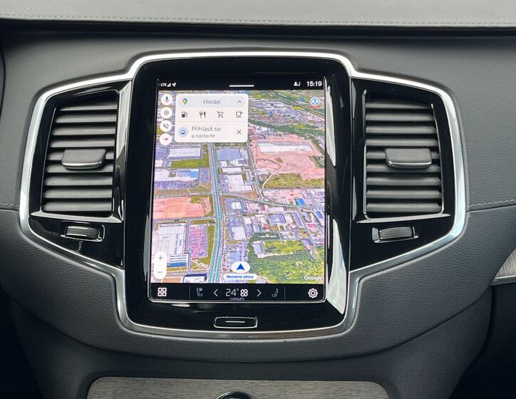 Volvo XC90 19
