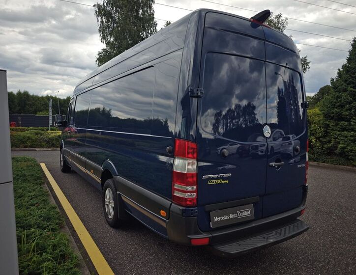 Mercedes-Benz Sprinter 6