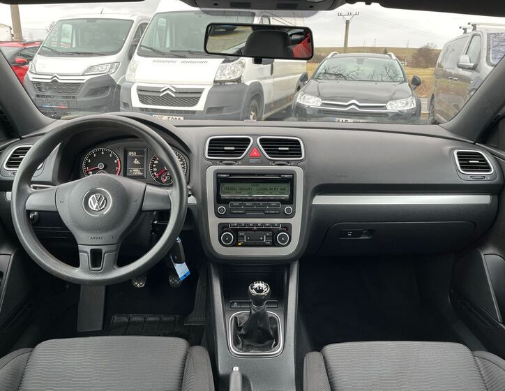 Volkswagen EOS 3