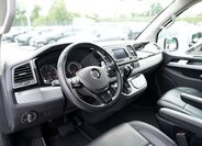 Volkswagen Caravelle 23