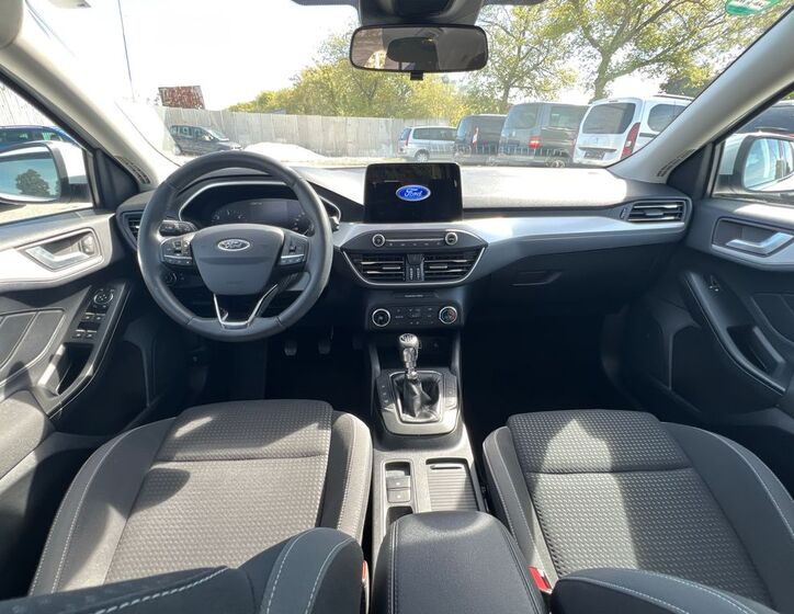Ford Focus 11