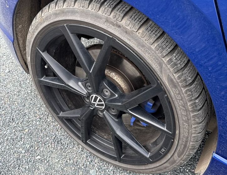 Volkswagen Golf 32
