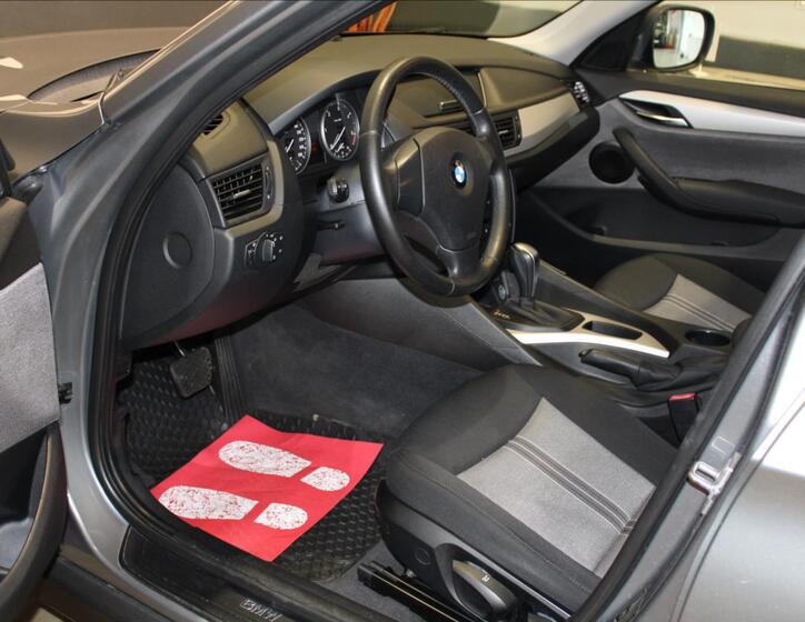 BMW X1 10
