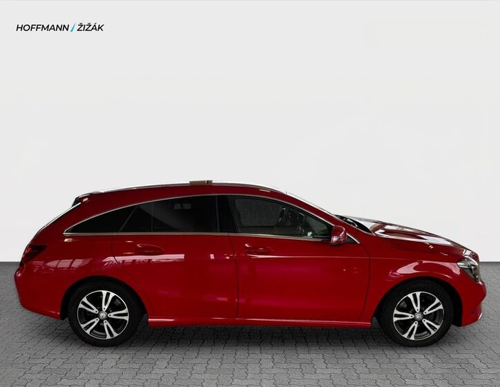 Mercedes-Benz CLA 4