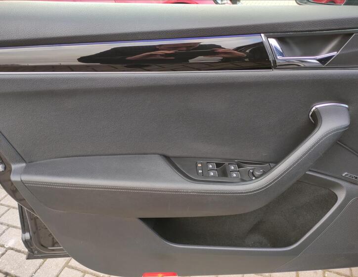 Škoda Superb 10