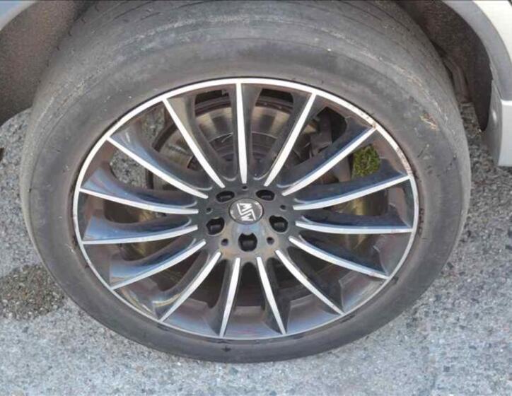 Volvo XC90 13