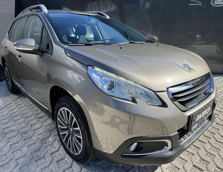 Peugeot 2008 3