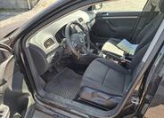 Volkswagen Golf 23