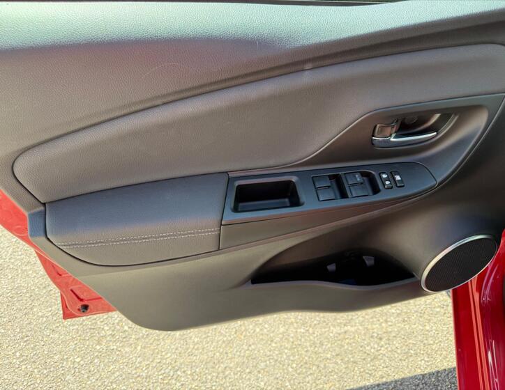 Toyota Yaris 25