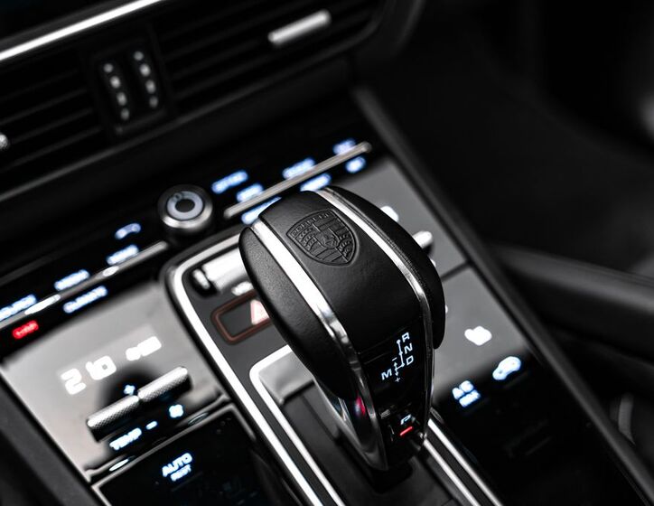 Porsche Cayenne 15
