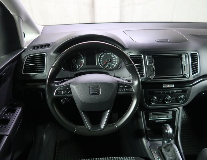 Seat Alhambra 15