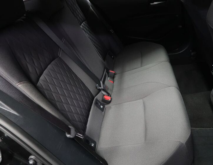 Toyota Corolla 12