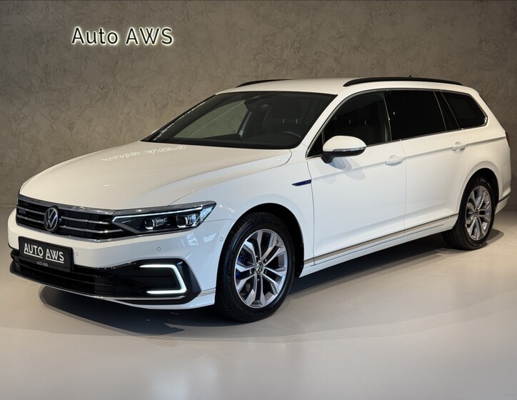 Volkswagen Passat 1