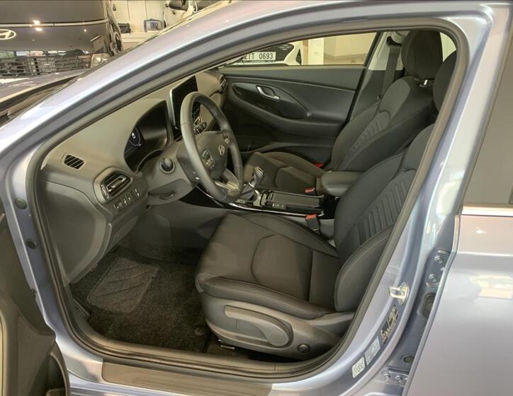 Hyundai i30 26