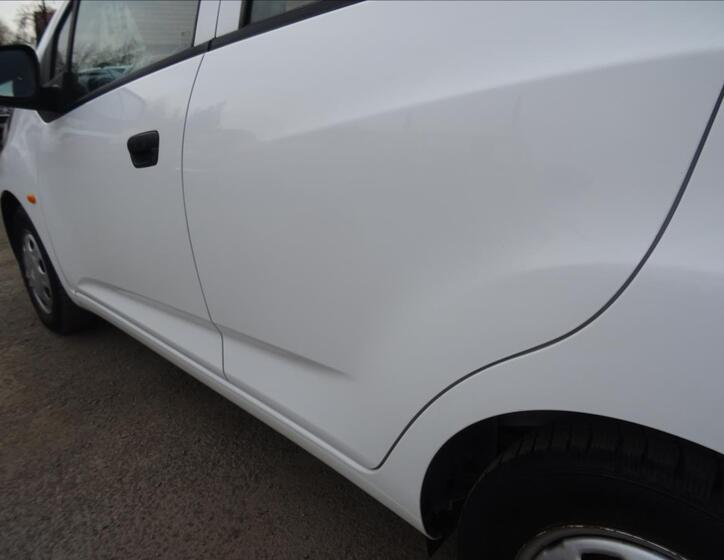 Chevrolet Spark 10