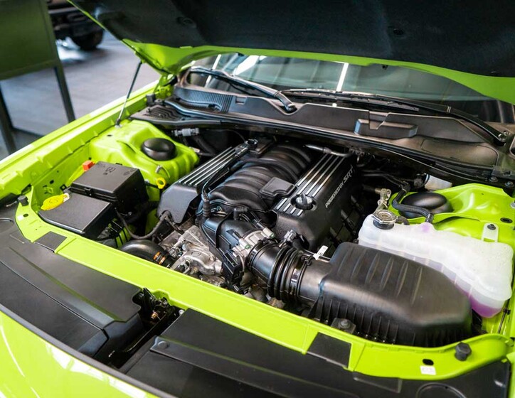 Dodge Challenger 38