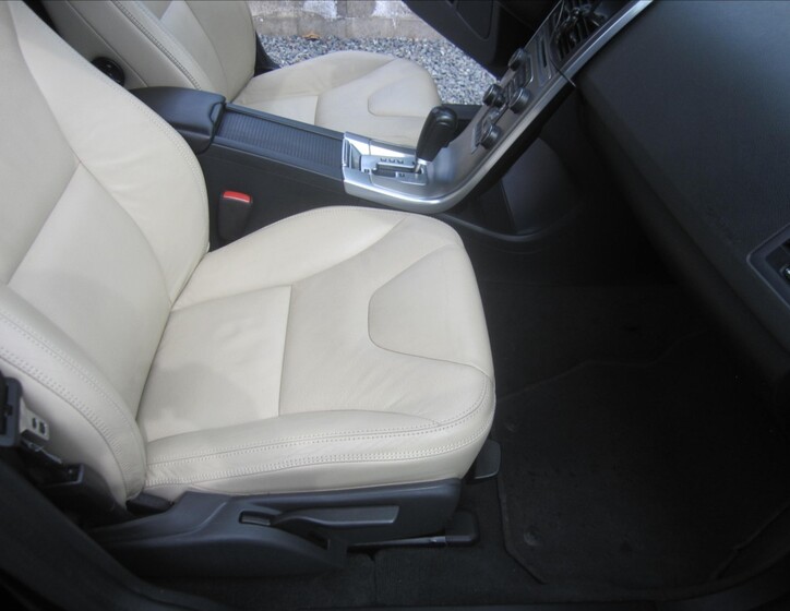 Volvo XC60 18