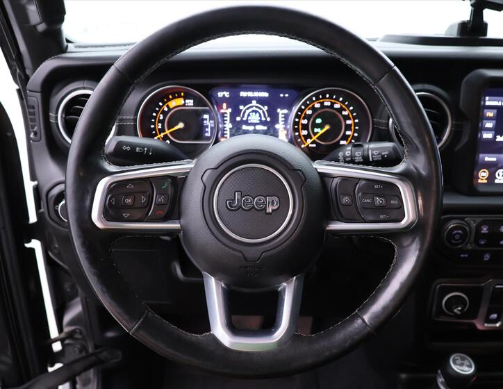 Jeep Wrangler 19