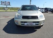 Toyota RAV4 8