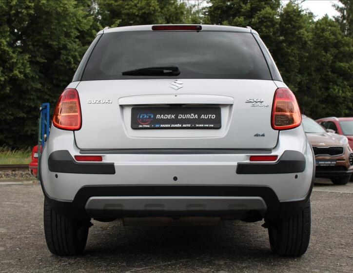 Suzuki SX4 6