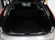 Volvo V90 9