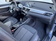 BMW X1 8