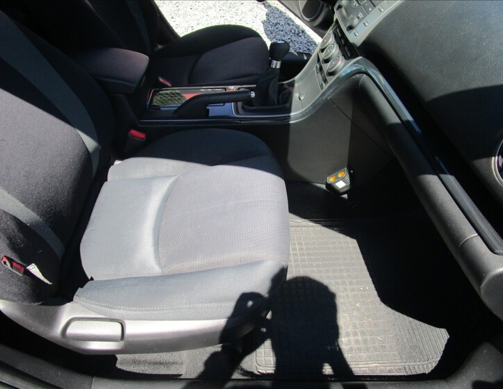 Mazda 6 16