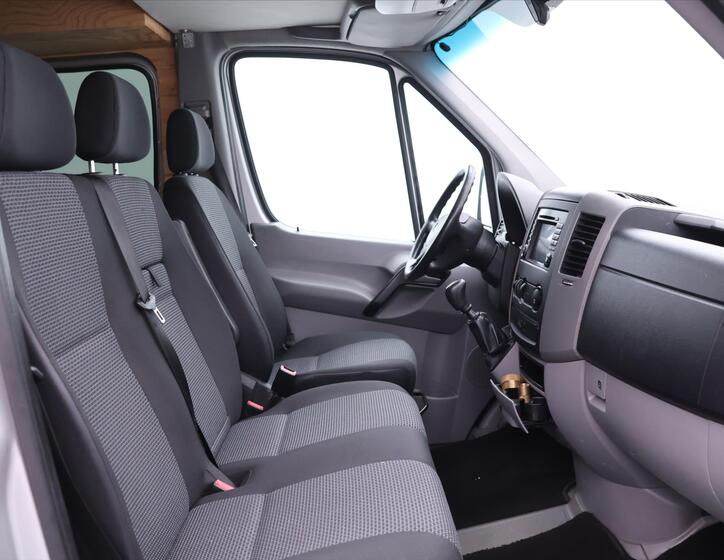 Mercedes-Benz Sprinter 12