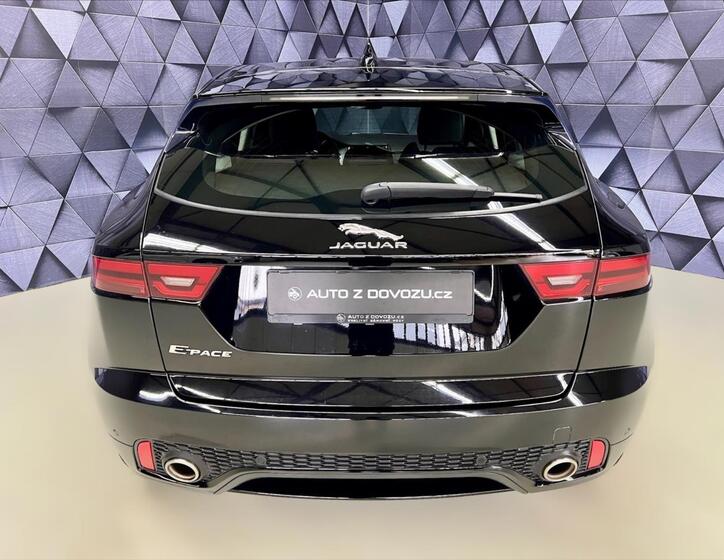 Jaguar E-Pace 6