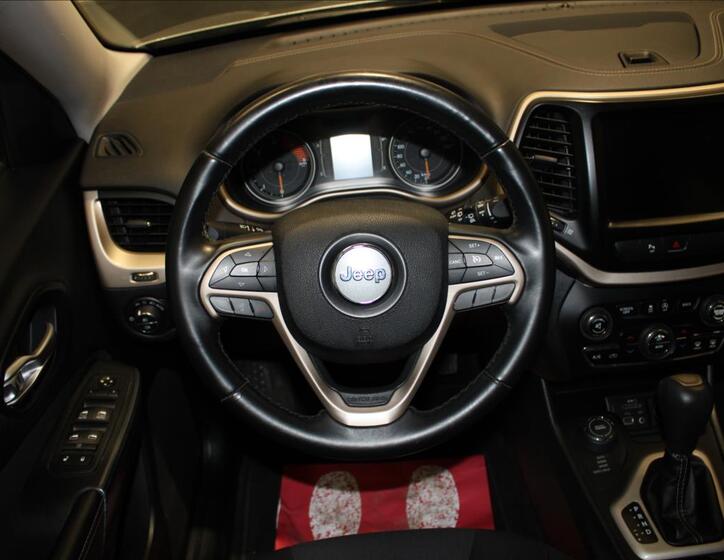 Jeep Cherokee 28