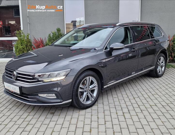 Volkswagen Passat 1