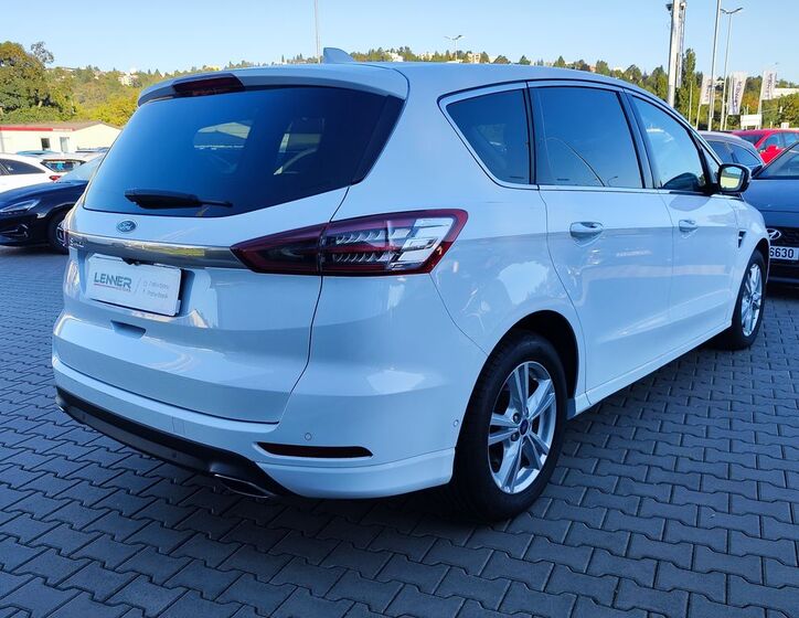 Ford S-MAX 5