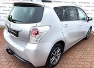 Toyota Verso 9