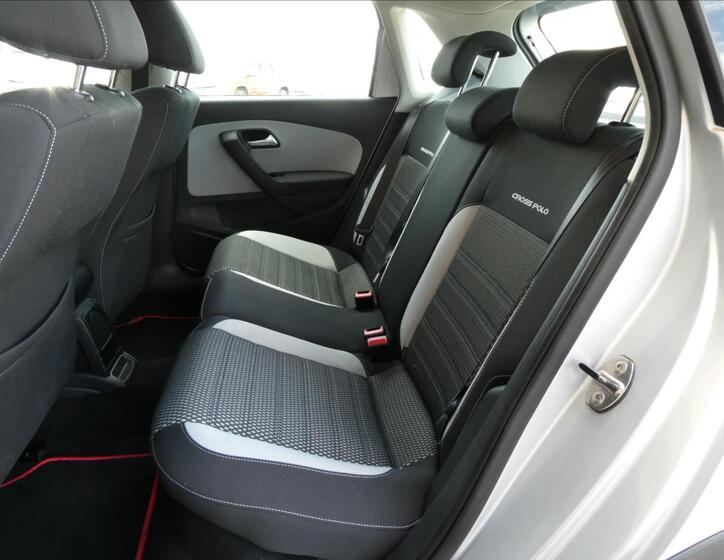 Volkswagen Polo 17
