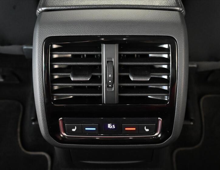 Volkswagen Passat 23