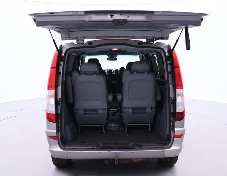 Mercedes-Benz Viano 9