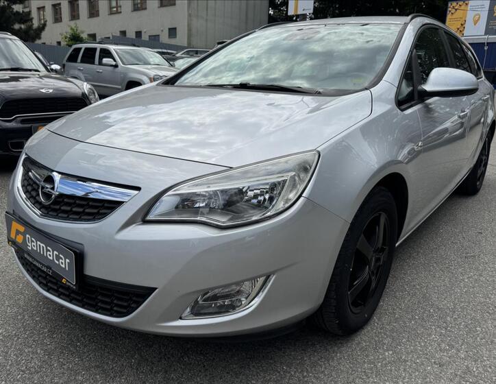 Opel Astra 2
