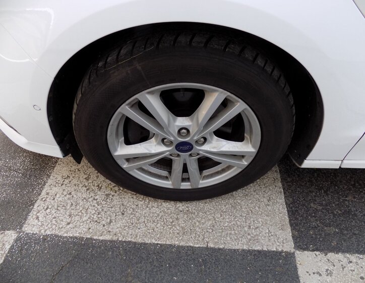 Ford S-MAX 41