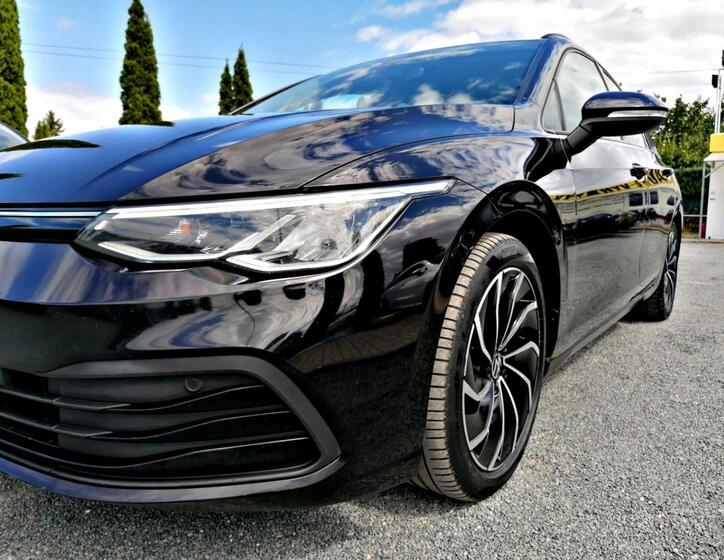 Volkswagen Golf 31