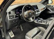 BMW X7 11