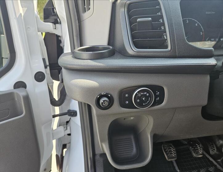 Ford Transit 10