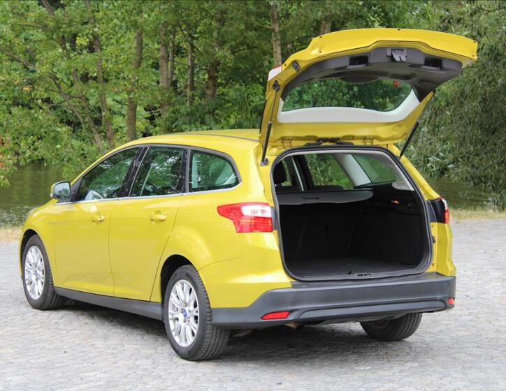 Ford Focus 10