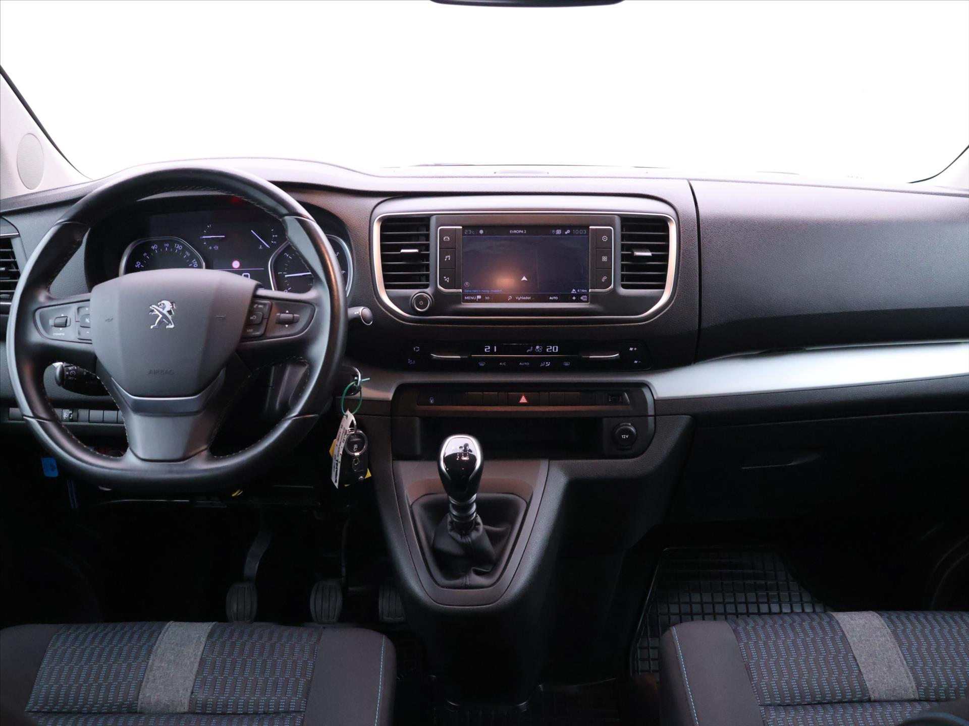 Peugeot Traveller