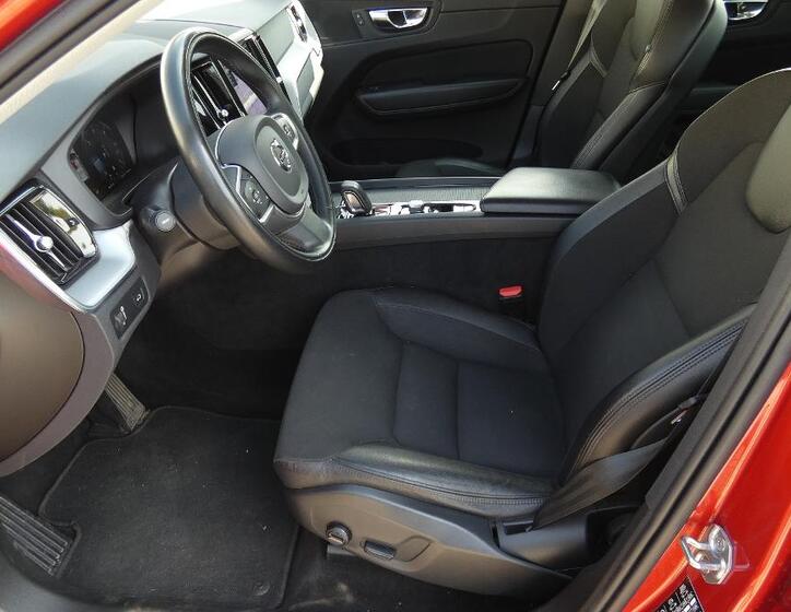 Volvo XC60 17